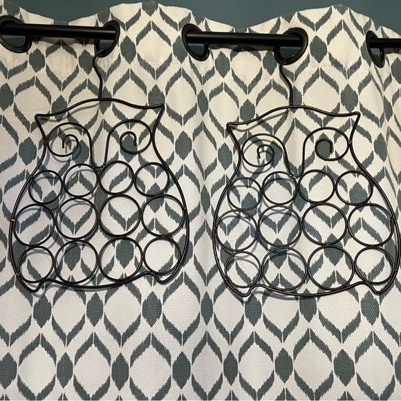 Set of two Owl Shaped Closet Organizer for Scarves/Hats/Belts/etc.. - Picture 2 of 2